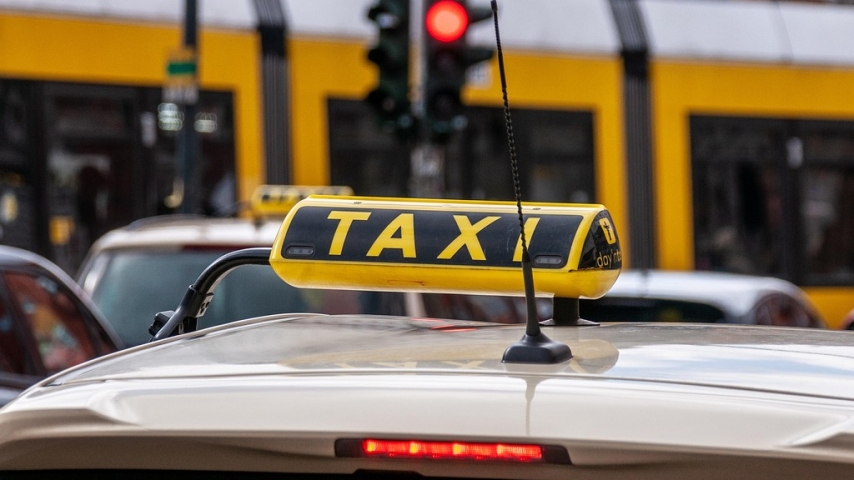 TAXI MONACO: A Smoother Ride Is Just a Tap Away