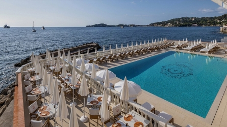 Le Vent Debout: Sun-Kissed Gastronomy by the Mediterranean