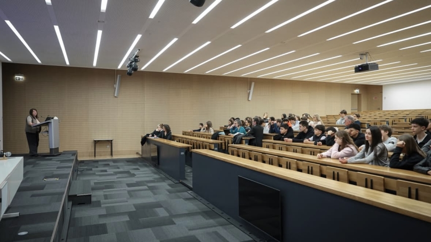 Monaco's High School Students Advance in Annual Literary Critique Competition