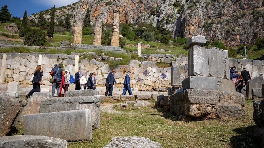 Monégasque Sovereign Calls for Balancing Ocean Protection with Sustainable Blue Economy at Delphi Forum