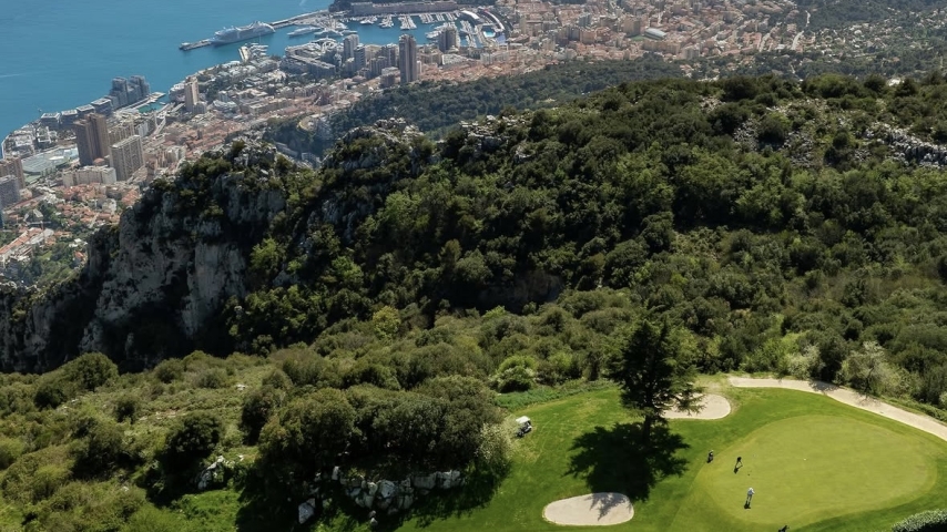 Panoramic Play: The Elevated Horizon of the Monte-Carlo Golf Club