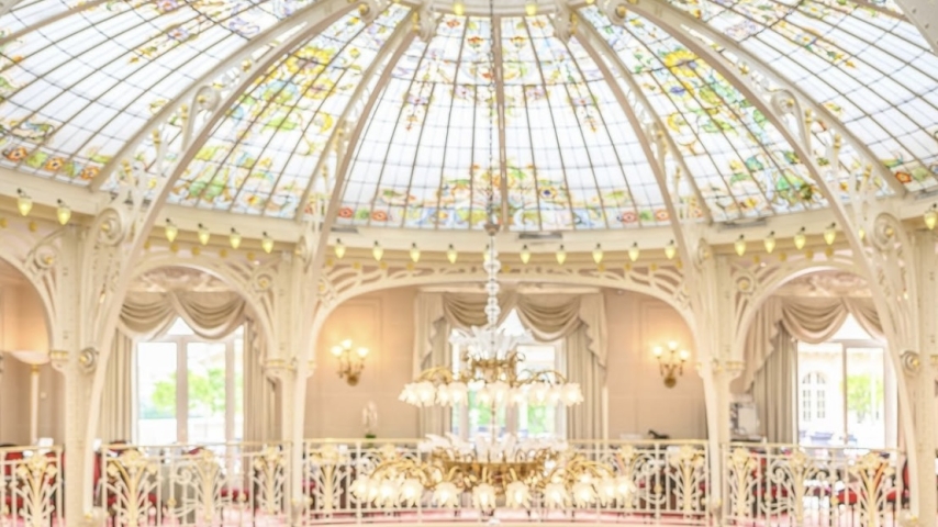 Beneath Eiffel’s Glass Dome, Belle Époque Elegance Endures at Hôtel Hermitage 