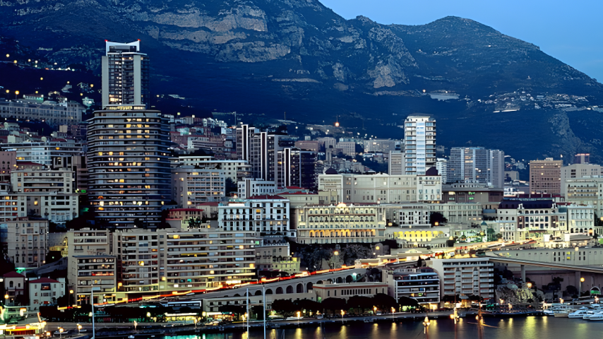 The Revitalization of an Icon: Monaco's Schuylkill Skyscraper Undergoing Major Refurbishment