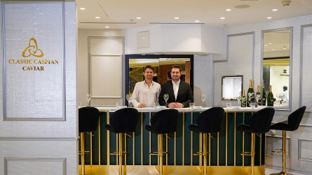 Monaco’s First Caviar and Champagne Pop-Up Debuts at Metropole Shopping Center